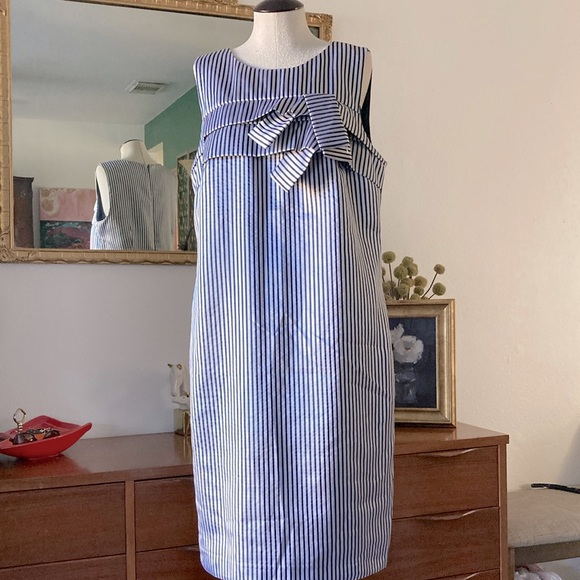 Banana Republic - Picture 3 of 5